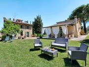Villa Fonte di Pillo by Interhome
