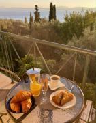 Top Nisakion Top Nisakion