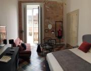 Gorgeous flat with Opera view Gorgeous flat with Opera view