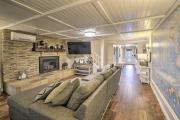 Spacious Home w Yard, 20 Miles to Olympic NP