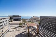 Camps Bay studio apartment - luxurious with stunning sea view