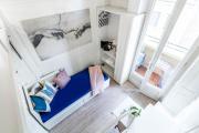 JOIVY Lovely Studio for 2 with Balcony near Duomo