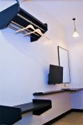 Top Kangar