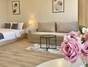 Elegant Studio for 4 Guests in City Center