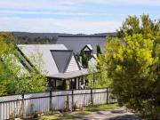 Cottage 4A - sweet retreat with spa in Daylesford