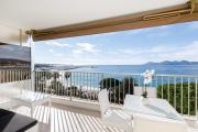 On La Croisette deluxe 2 bedrooms 2 baths
