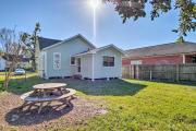 Lake Charles Cottage with Fireplace and Yard!