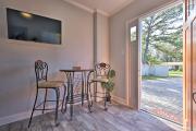 Cozy Jacksonville Studio - 10 Miles to Downtown!