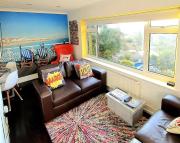 3 Bed House, Stunning Views And Free Parking 3 Bed House, Stunning Views And Free Parking