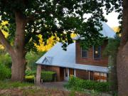 French Cottage- 2 bedrooms with huge spa