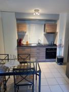 Saint geniez dolt Jolie t2 aménagée et équipée village goelia 2 piscines chauffées