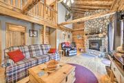 Pet-Friendly New York Cabin with Hot Tub and Game Room