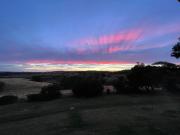 Peaceful FarmHouse stay next to Bacchus Marsh Town