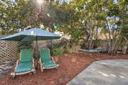 Sun-Soaked Studio with Pool Access in Lake Worth!