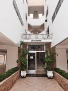 Apto Na Praia do Tombo a 100m (3min) da Areia