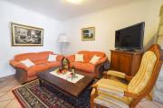Top Komarna