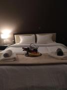 Holiday Nest & parking