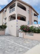 Apartment Robi