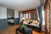 Top Hat Yai