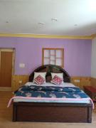 LA-TSAS GUEST HOUSE LA-TSAS GUEST HOUSE