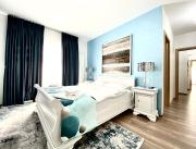 White Dream Penthouse with Jacuzzi