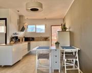 Modern lägenhet med havsutsikt - nära till allt