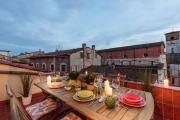 Terrazza Santa Croce, PANORAMIC TERRACE PENTHOUSE inside the Walls of Lucca