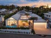 Aroha - beachside luxury home with private pool