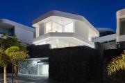 Villa Superior 1 - Casangular by Upper