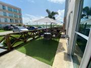 Flat Terreo Muro Alto Condomínio Clube com Sala Reversível para segundo quarto