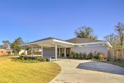 Vibrant Terrytown Home with Yard about 6 Mi to NOLA