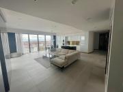 Luksusowy apartament z wanną przy oknie SKYTOWER Luksusowy apartament z wanną przy oknie SKYTOWER