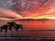 Perfect location & Unbelievable Views at Lahaina Roads