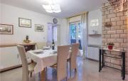 Nice Apartment In Pula With 2 Bedrooms And Wifi