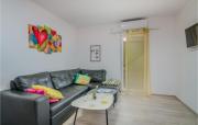 Cozy Apartment In Vrbnik With Wifi