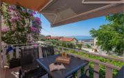 Beautiful Apartment In Makarska With 3 Bedrooms And Wifi