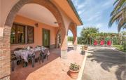 Lovely Apartment In Cecina Li