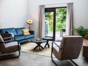 Apartment in Vrouwenpolder near the Beach