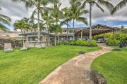 Elegant Oceanfront Villa with Lanai and Bar!
