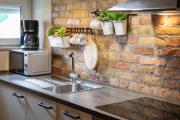 Stylish Urban Oasis - Design 2BR Apartment with Parking