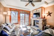 Crystal Peak Mountaineer Condo: Ski-In, Ski-Out Luxury