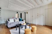 Chic apartment -1BR-4P- Haut Marais - République