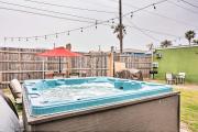 Walkable Galveston Apartment with Hot Tub Access