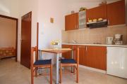 Apartment Radin near the beach