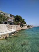 Apartment in Tribunj with sea view, balcony, air conditioning, WiFi 5081-1