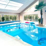 Les Jardins de la Muse, piscine couverte, spa et fitness