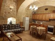 Charming house of character with pool and jacuzzi