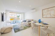 Stylish 2-Br Apartment Steps from the Croisette