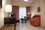 Apartment in Athens 150meters from subway