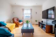 Modern, 2 Bdrm House with Parking Sleeps 6 Brighton Town Centre, North Laine